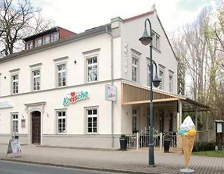 Hotel Am Kreischaer Park Luaran gambar